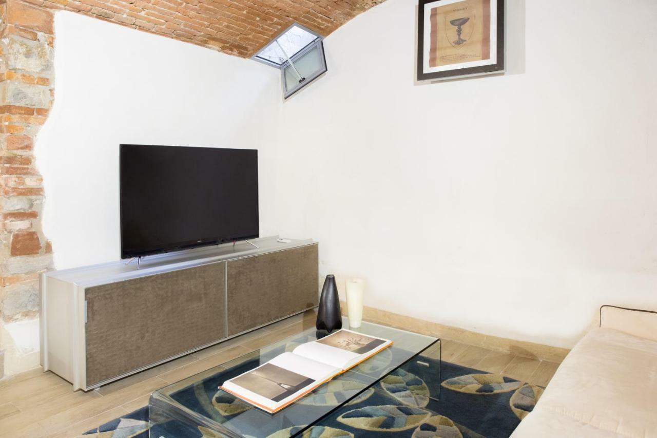 Giglio Apartments By Mmega Флоренция Екстериор снимка